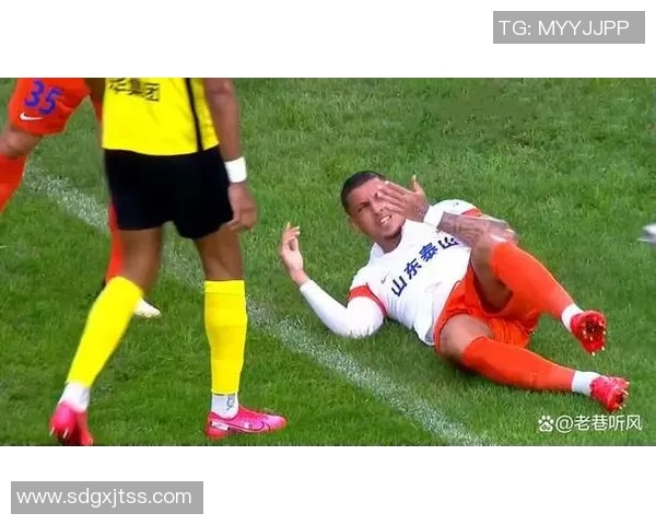 瓦科推射遗憾击中立柱泽卡精彩直塞未能转化为进球